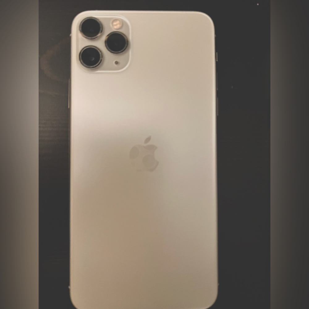 iPhone 11 Pro max 265gb silver